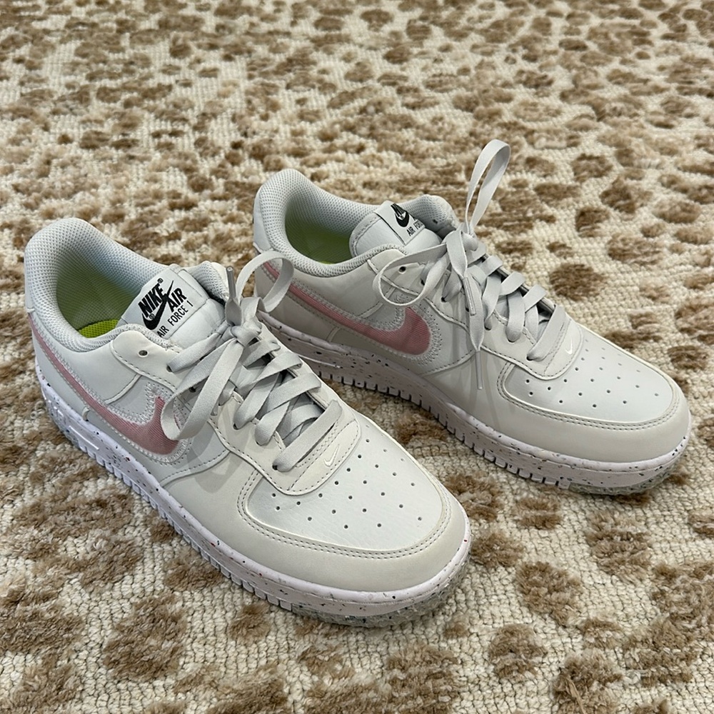 Nike Air Force 1 sneaker